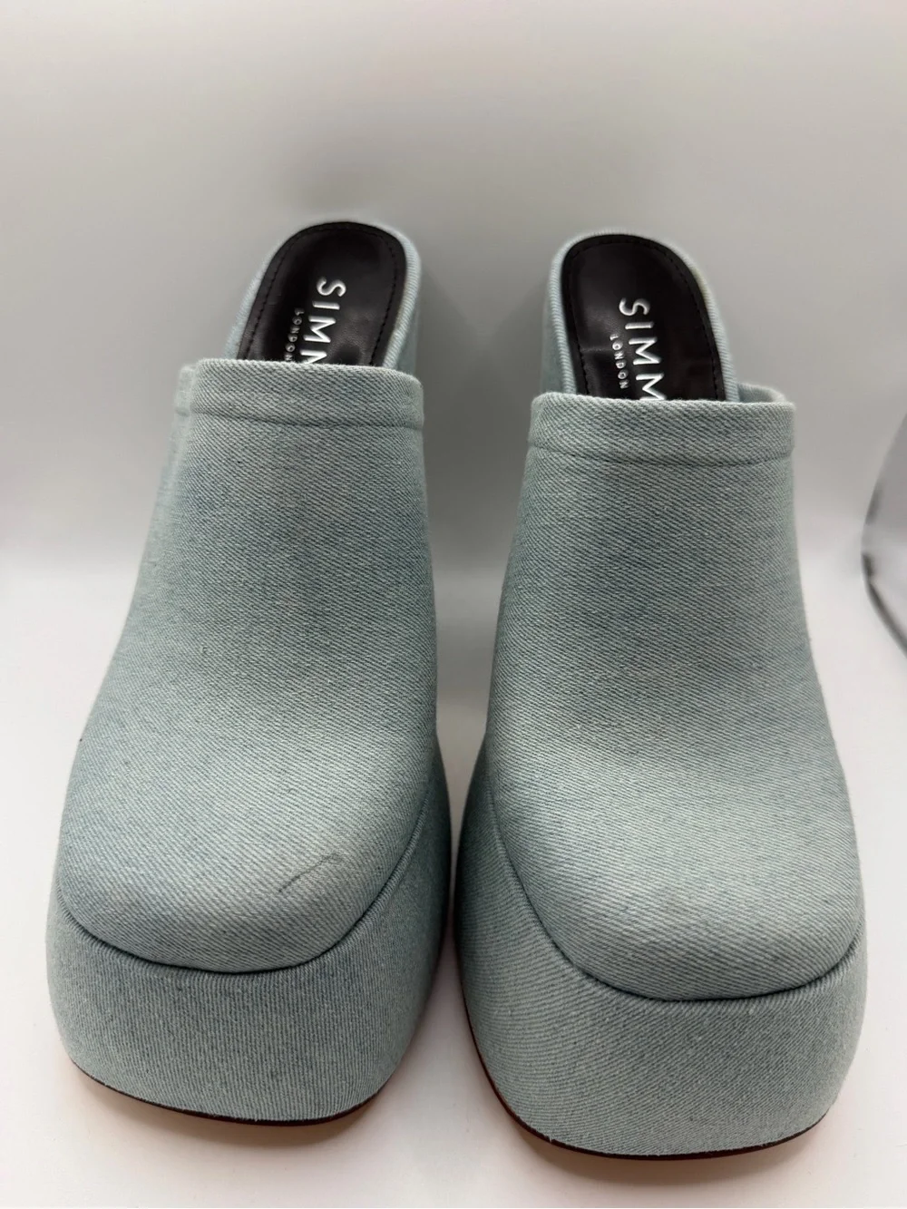 N/A simmi london